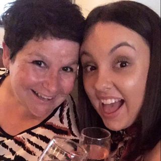 Denise Stapleton's avatar
