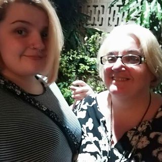 Laura McIntyre's avatar