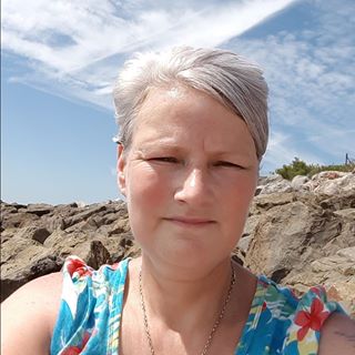 Sharon Plummer's avatar