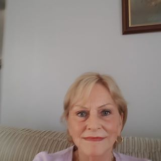 Barbara White's avatar