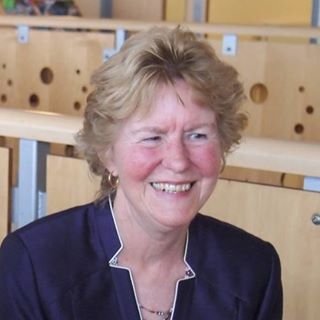 Louise Lillicrap's avatar