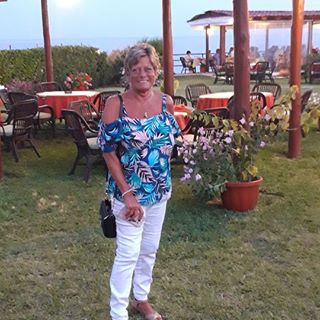 Lyn Mowbray's avatar