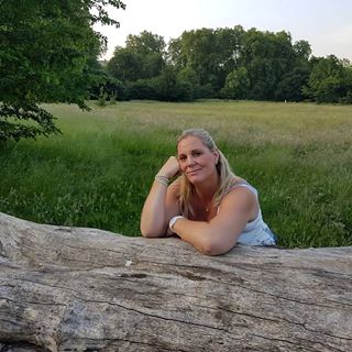 Rachel Taylor's avatar