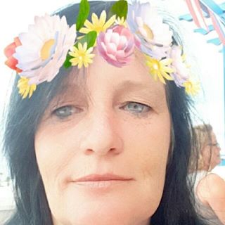 Justine Clinton's avatar