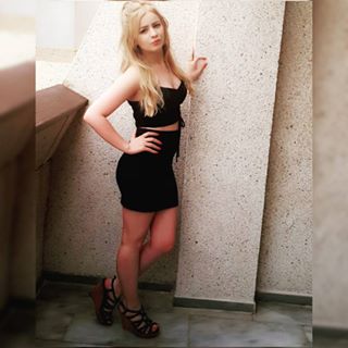 Lauren Jane Neale's avatar