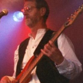 Michael Hollis's avatar