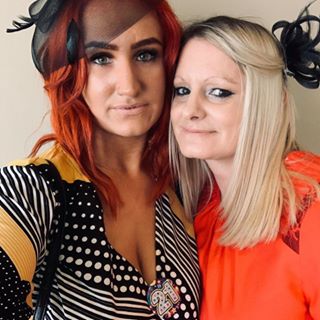 Melanie Groves's avatar