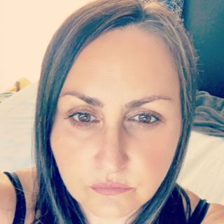 Mandy Hughes's avatar