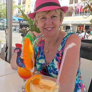 Karen Chapman's avatar