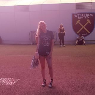 Sarah Mullen's avatar