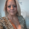 Rebecca Edwards's avatar