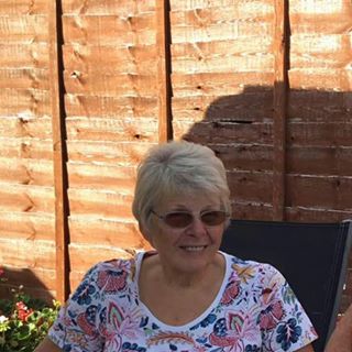 Shirley Edwards's avatar