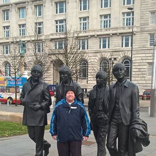 Andrew Roden's avatar