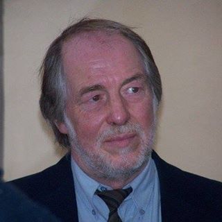 Stuart Avery's avatar