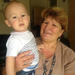 Sandra Jones's avatar