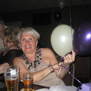 Veronica Brown's avatar