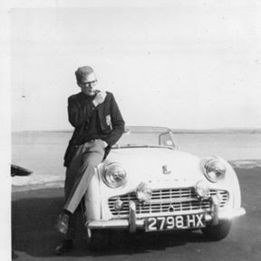 Ross J Taylor's avatar