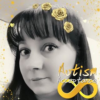 Caroline Heron's avatar