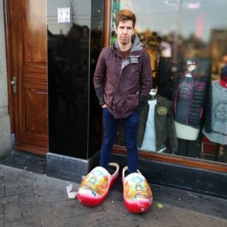 Tom Stuart's avatar