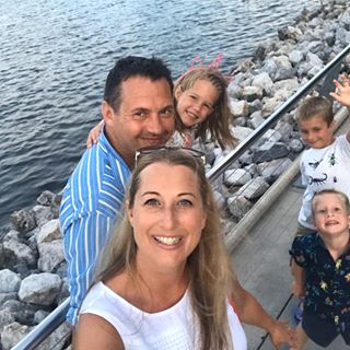 Emily Wells's avatar