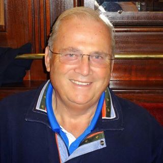 Ian Nicholson's avatar