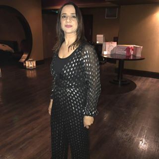 Nosheen Bukhari's avatar