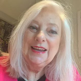 Anita Hunter's avatar