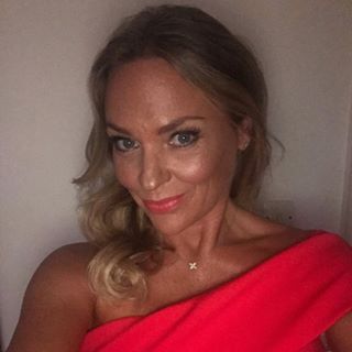 Lucienne Powell's avatar