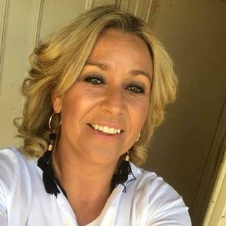 Christine Richards's avatar