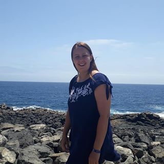 Angela Deller's avatar