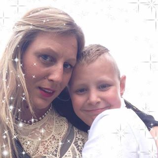 Hayley Cole's avatar