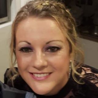 Helen Curry Haswell's avatar