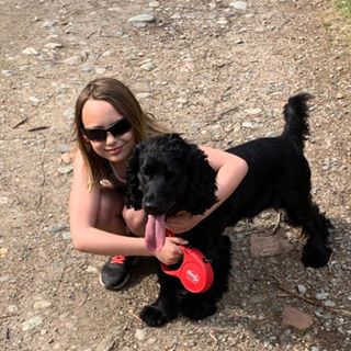 Caroline Hill's avatar