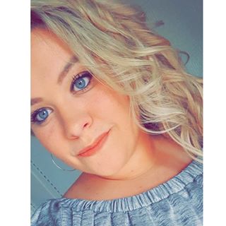 Beth Robinson's avatar