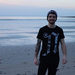 Chris Stone's avatar