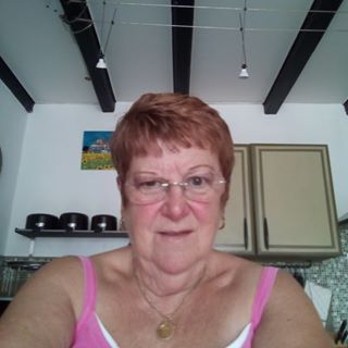 Carol Cooney's avatar
