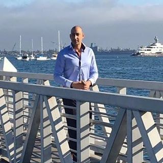 Roman Bhatia's avatar