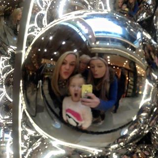 Nikki Lloyd's avatar