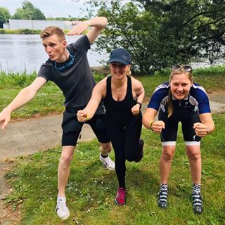 Bee Kingshott's avatar