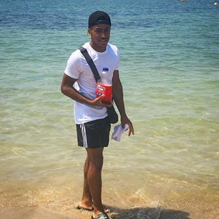 Luke Taylor's avatar