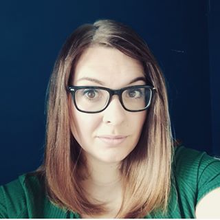 Kat Fairhurst's avatar