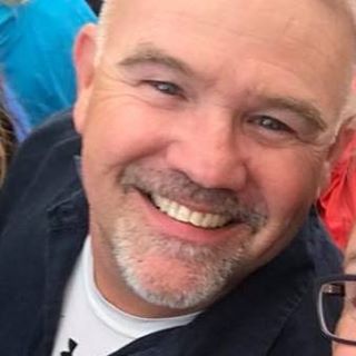 Stephen Owen's avatar