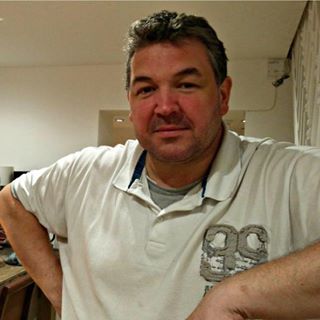 Lee Richards's avatar