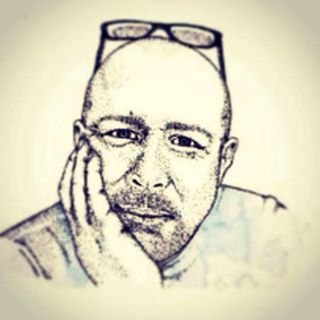 Chris Jones's avatar