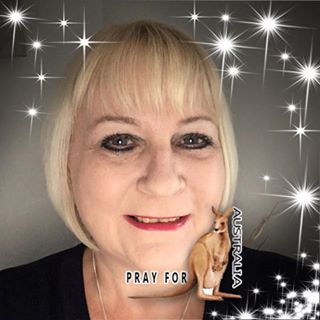 Julia Parsons's avatar