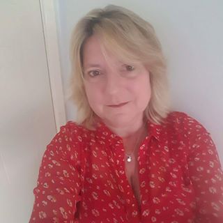 Annette Caroline Oliver's avatar
