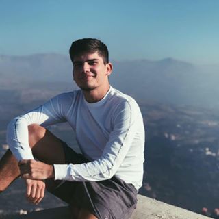 Simon Chalhoub's avatar