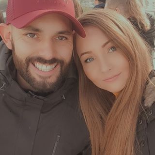 Melanie Rose's avatar