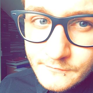 Tom Wallace's avatar