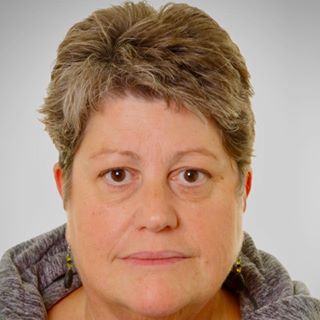 Lesley Pigott's avatar